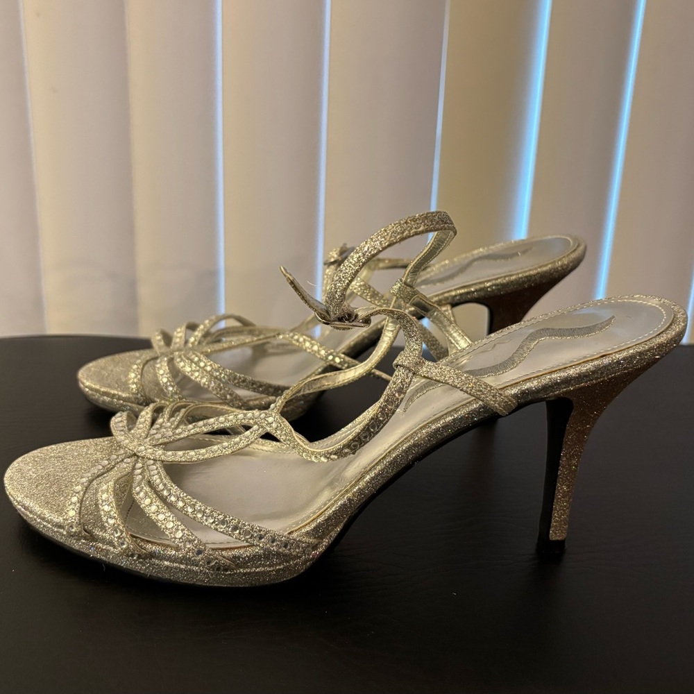 Nina Silver Glitter Women’s Dress Shoes Heels with Straps Size 9M - Picture 4 of 12